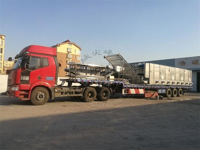 林西縣新林鎮(zhèn)脫水中草藥加工設備發(fā)貨