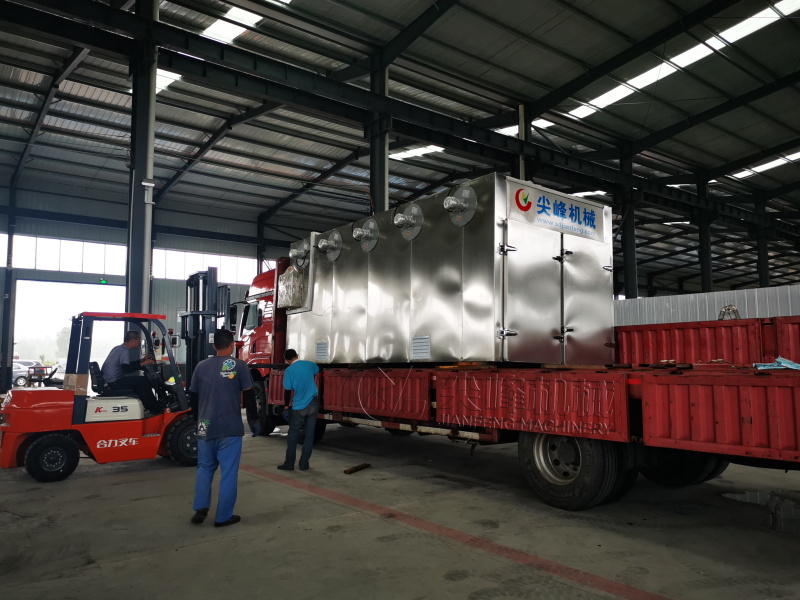 食用菌烘干箱設(shè)備成功發(fā)運(yùn)涼山