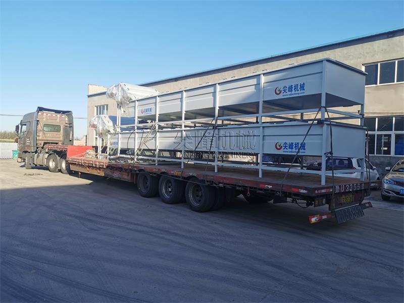 甘肅金昌大型蔬菜漂燙機(jī)設(shè)備出貨