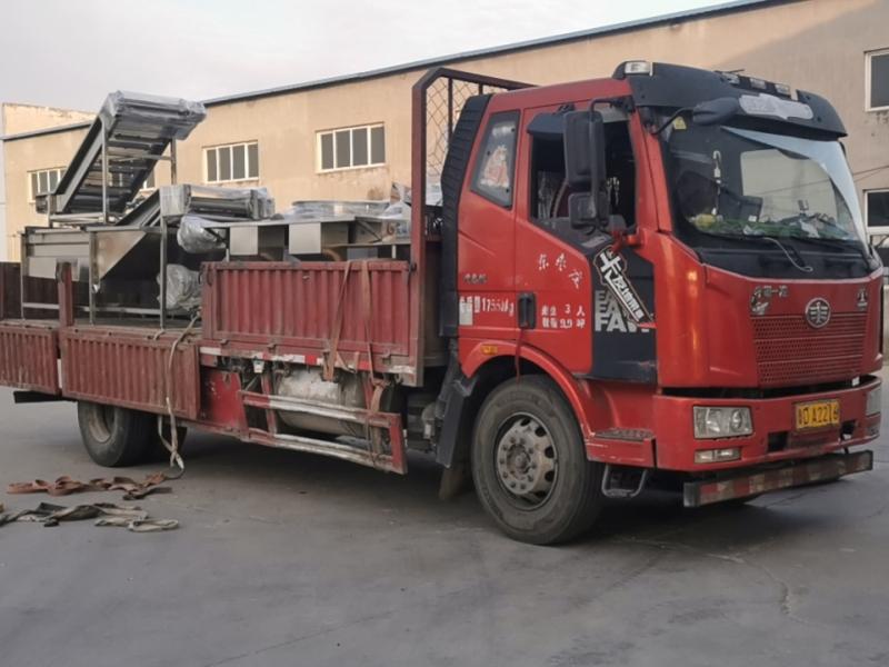 蘿卜干加工設(shè)備在重慶云陽(yáng)投入運(yùn)行