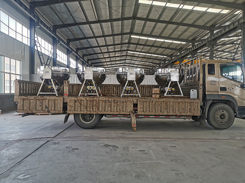 尖峰機(jī)械電加熱夾層鍋發(fā)往蘭州